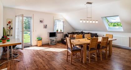 Apartment "Schwalbenhof Dreßler und Duss für 4 Personen" with Balcony & Wi-Fi