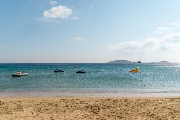 Sulla spiaggia
