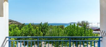Holiday Home '4 Kypri Seaview Perasma Studio' with Sea View, Wi-Fi and Air Conditioning