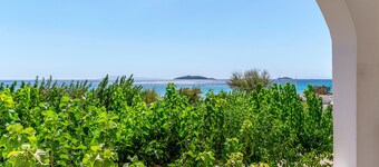 Holiday Home '6 Kypri Seaview Perasma Studio' with Sea View, Wi-Fi and Air Conditioning