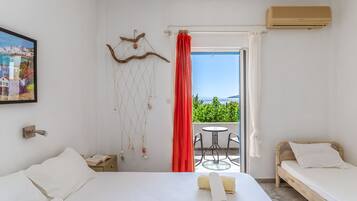 1 quarto, escrivaninha, Wi-Fi de cortesia, roupa de cama