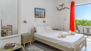 1 slaapkamer, een bureau, gratis wifi, beddengoed