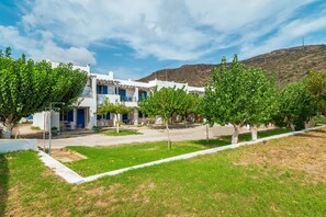 Exterior - Holiday Home '1 Kypri Seaview Perasma Studio' with Sea View, Wi-Fi and Air Conditioning (Kypri)