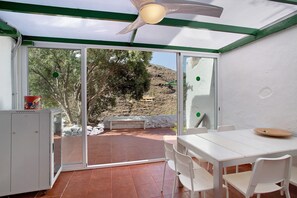 Outdoor dining - Vacation Home "Casa Cueva Tejeda 2 Dorm" with Sea View, Private Terrace & Wi-Fi (Tejeda)