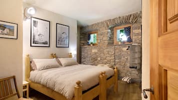 4 Schlafzimmer, Bügeleisen/Bügelbrett, kostenloses WLAN, Bettwäsche