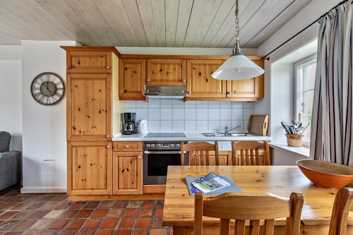 Holiday Home 'Skriiwers Hüüs' with Private Terrace and Wi-Fi