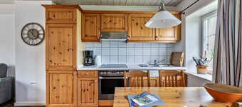 Holiday Home 'Skriiwers Hüüs' with Private Terrace and Wi-Fi