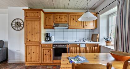 Holiday Home 'Skriiwers Hüüs' with Private Terrace and Wi-Fi