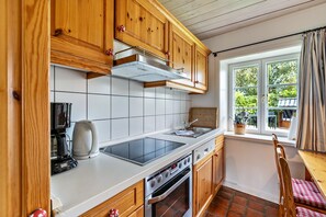 Kühlschrank, Ofen, Herdplatte, Geschirrspüler