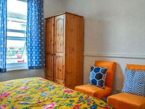 3 Schlafzimmer, Bügeleisen/Bügelbrett, WLAN, Bettwäsche