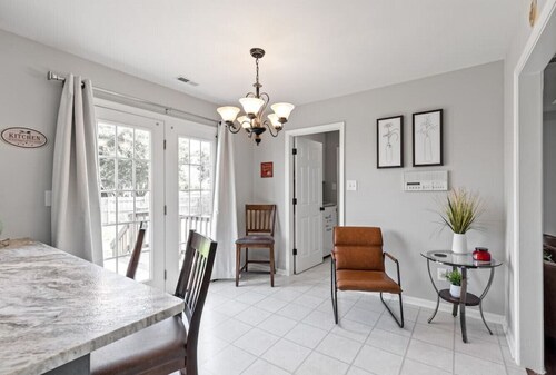 Pelot, 9023 Pelot Place