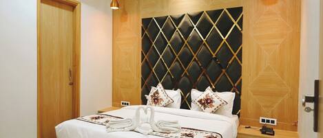 Deluxe Double Room | Soundproofing, free WiFi