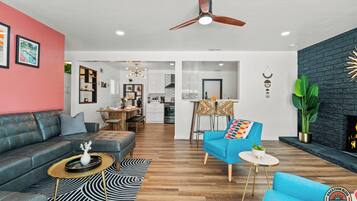 Smart TV, fireplace, video games, table tennis