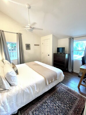 3 Schlafzimmer, Schreibtisch, Bügeleisen/Bügelbrett, kostenloses WLAN