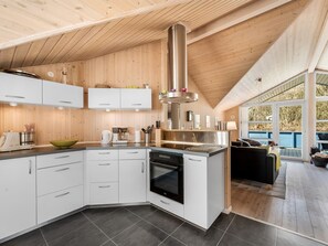 Fridge, oven, dishwasher, highchair - "Tobbi" - 1.1km to the fjord by Interhome (Hemmet)