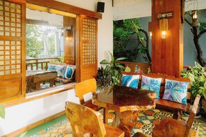 Sala de estar en el lobby