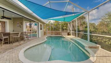 Beheizter Pool