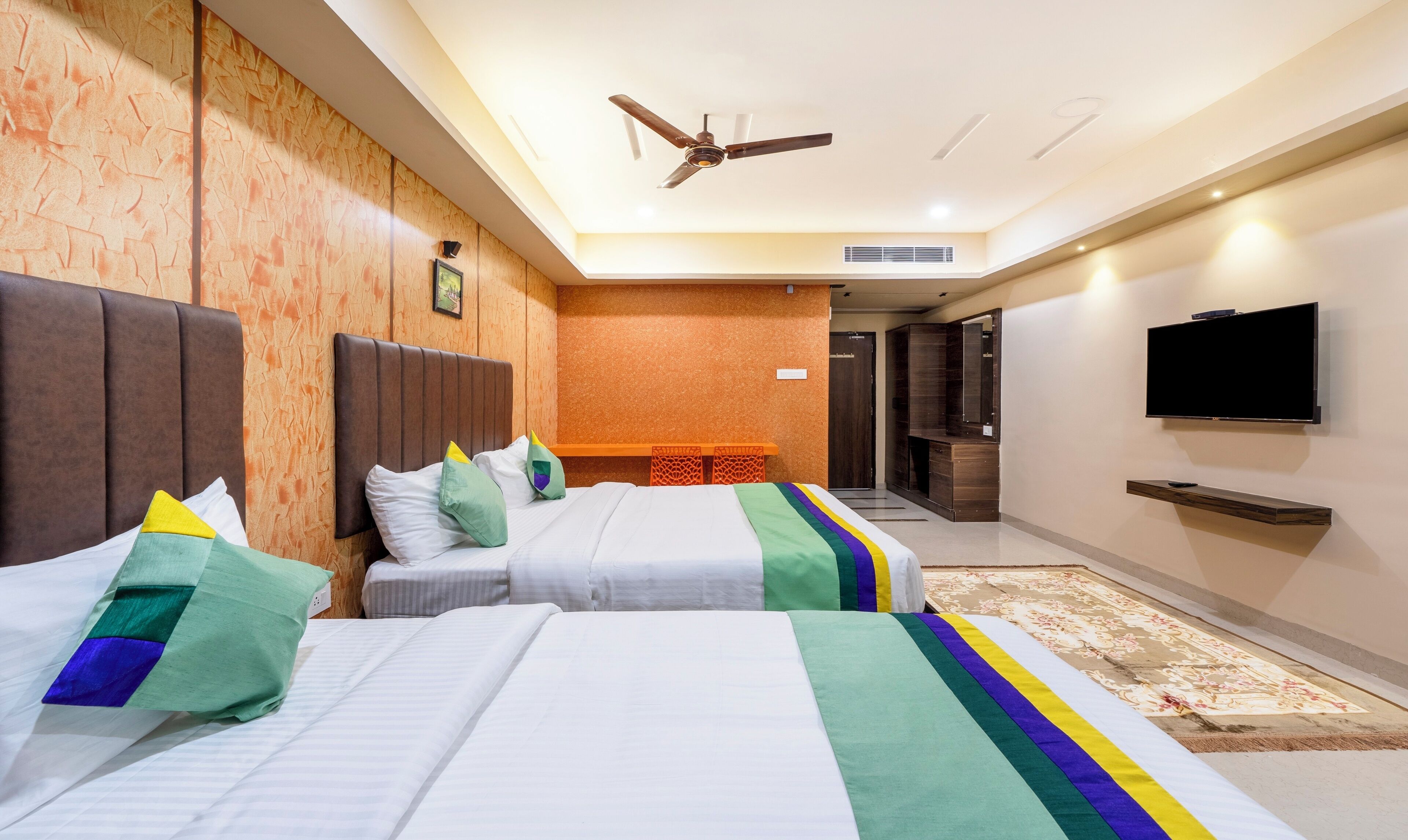 deluxe room, city view | individually furnished, desk, blackout curtains, iron/ironing board