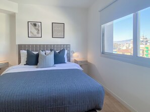 Luxe studio | Uitzicht vanuit de kamer