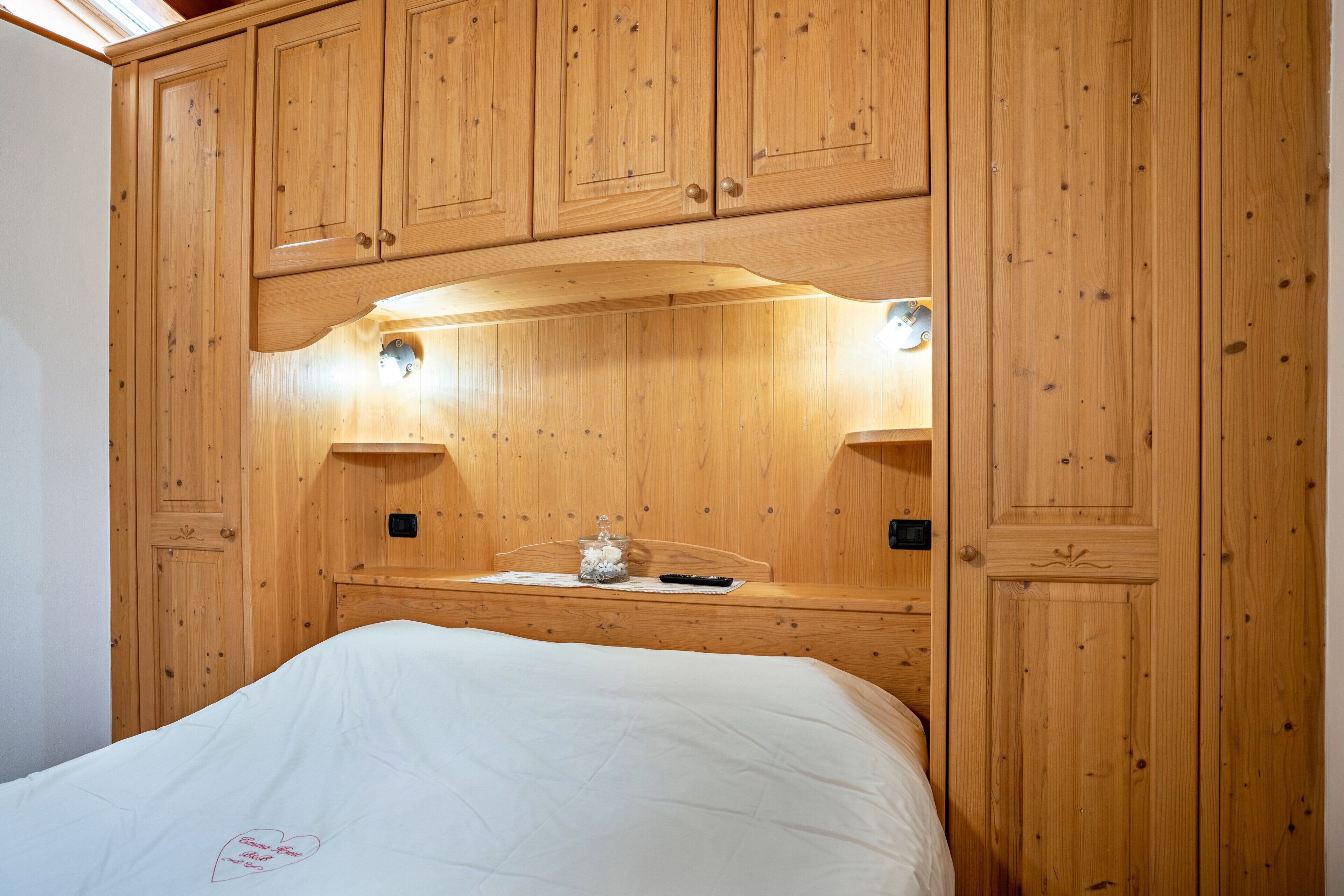 2 soveværelser, gratis Wi-Fi, sengetøj