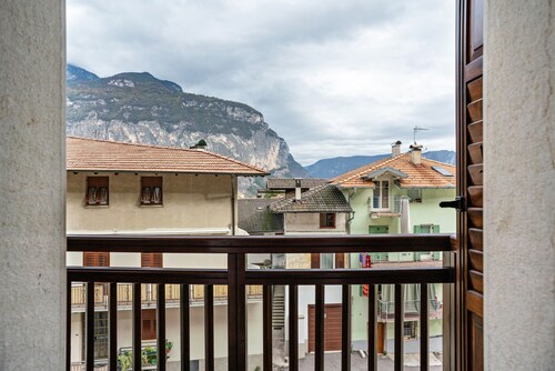 Ferienhaus 'Emma Home' mit Balkon und WLAN