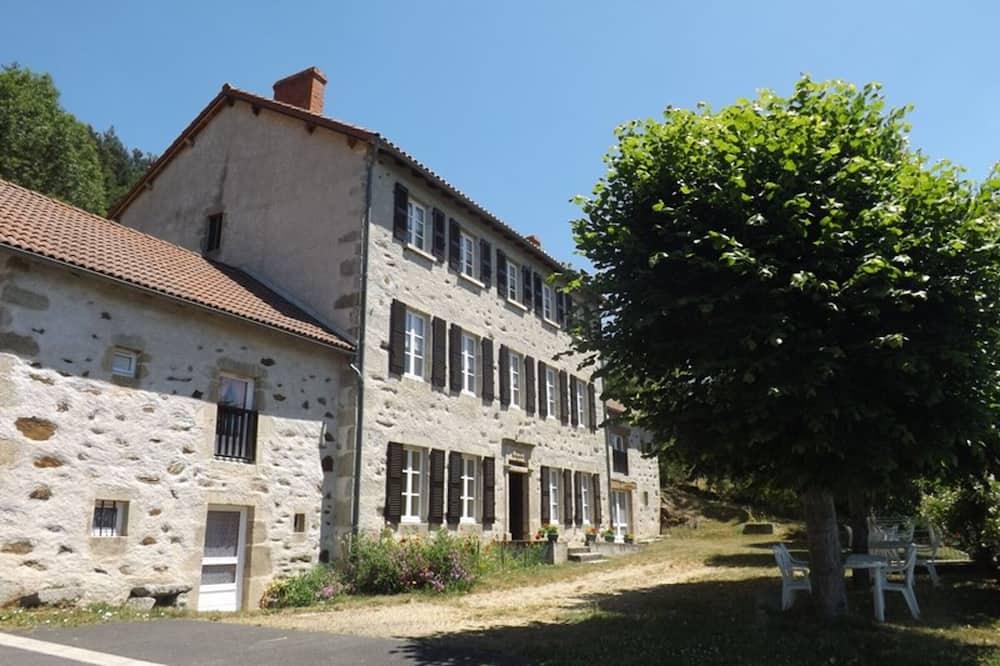 Gite Lorcières, 2 bedrooms, 4 persons