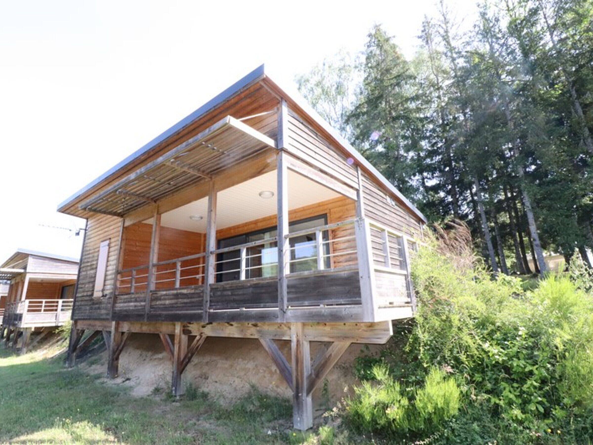 Gite Le Rouget-Pers, 2 bedrooms, 4 persons