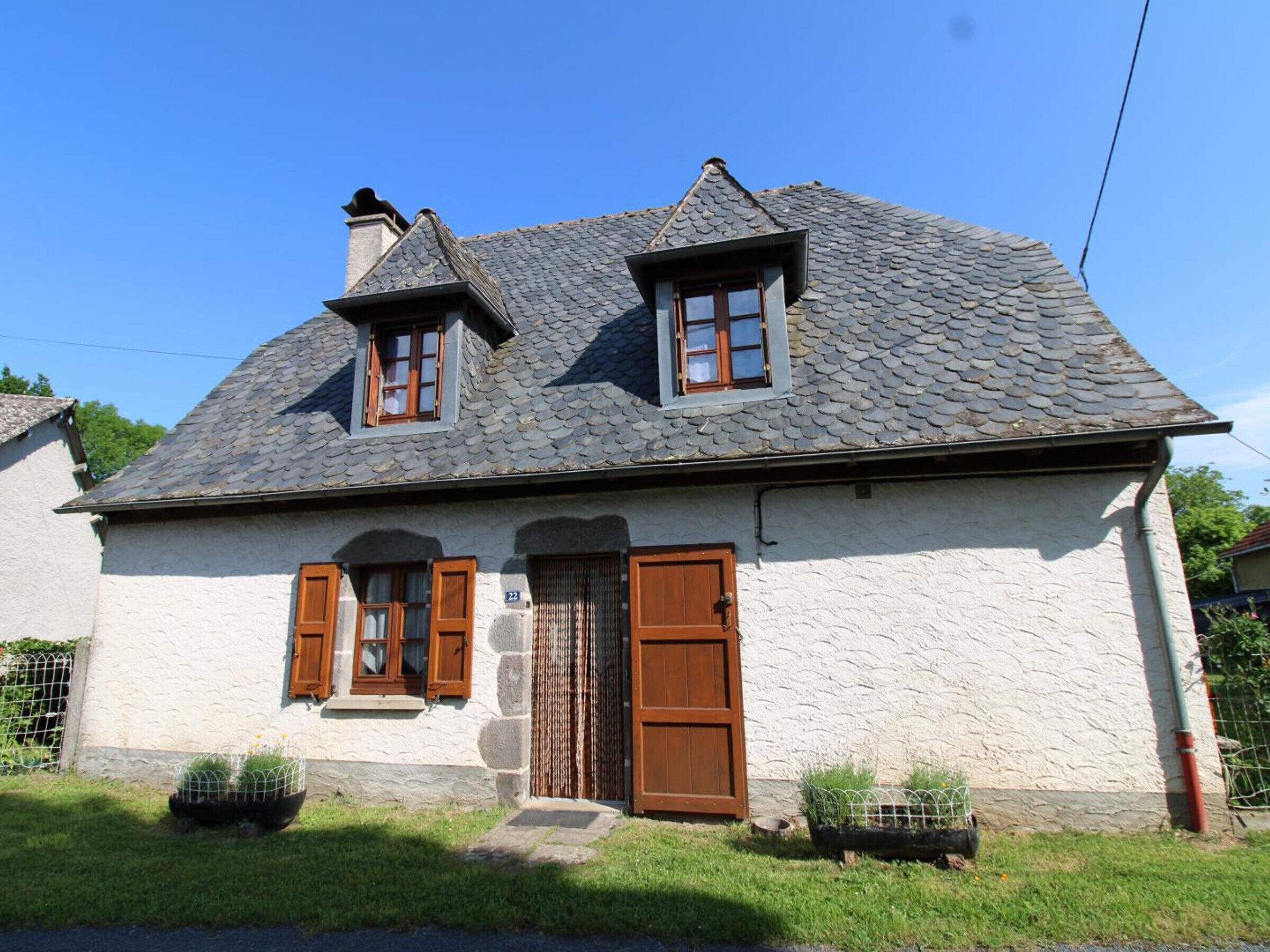 Gite Saint-Illide, 3 bedrooms, 6 persons