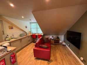 Living area - Inviting 1-bed Studio in Pitlochry (Pitlochry)
