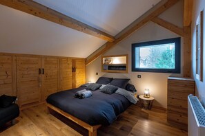 3 soverom, strykejern/-brett, reiseseng for barn og wi-fi (inkludert)