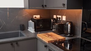 Unclassified image, 4 of 18, button - Victoria House , a home away from home. (Leeds)