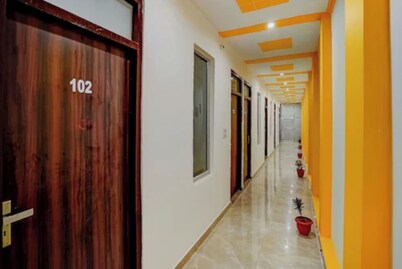 Goroomgo Pink Villa Guest House Bhubaneswar