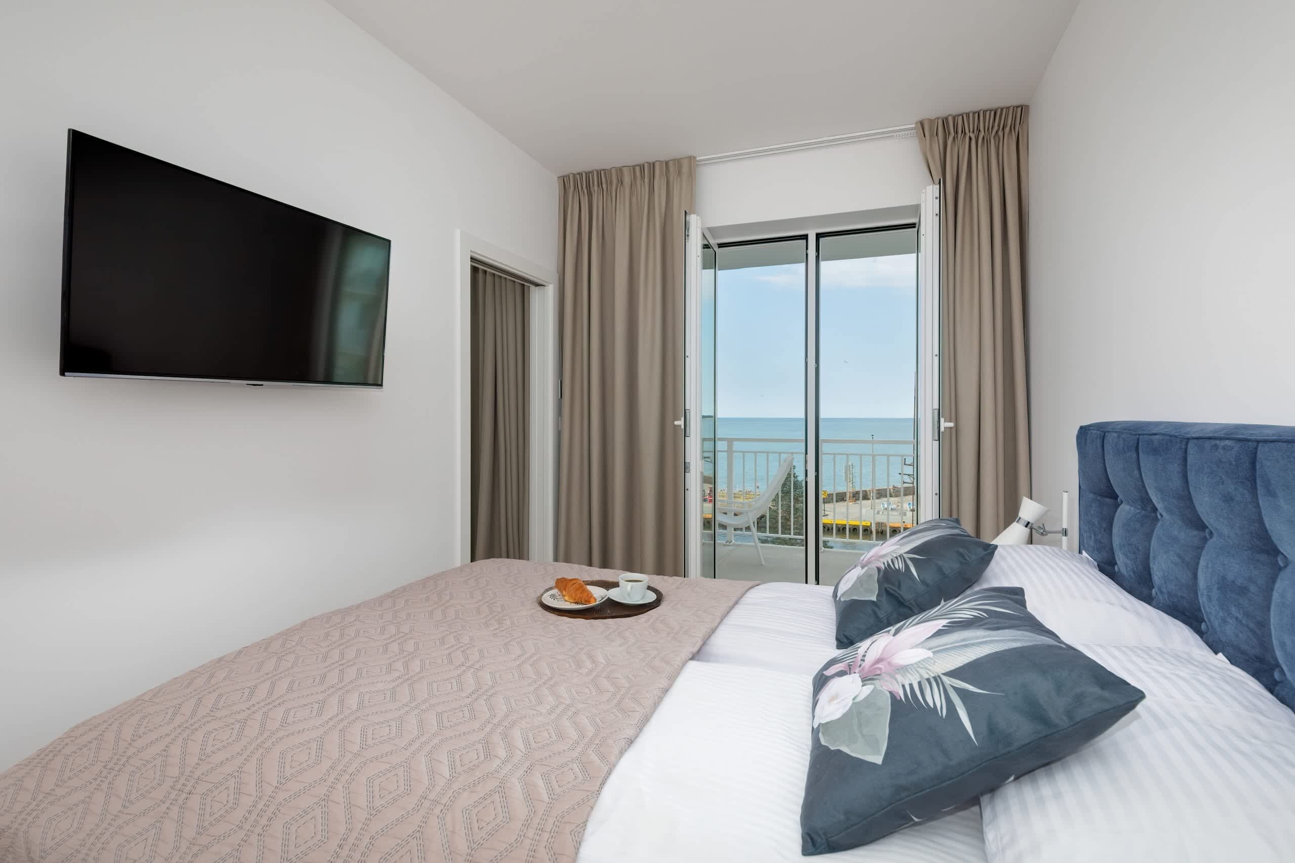 1 camera, ferro/asse da stiro, Wi-Fi, lenzuola