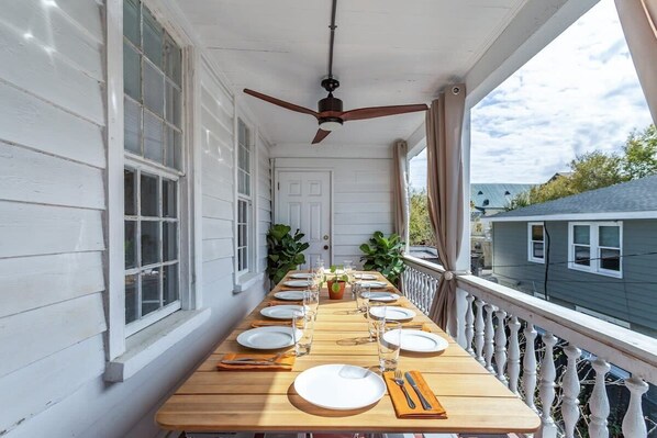 Outdoor dining