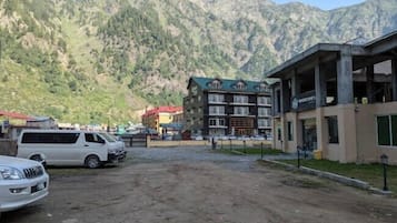 Free self-parking