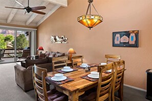 Dining - Canyon Mesa County Club Townhome Panoramic Red Roc (Sedona)