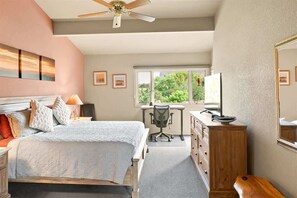 2 bedrooms, desk, iron/ironing board, free WiFi - Canyon Mesa County Club Townhome Panoramic Red Roc (Sedona)
