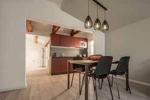 Dining - Sant'Aponal Cozy Apartment with Terrace R&R (Venecia)