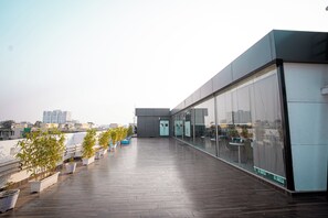 شرفة/رواق