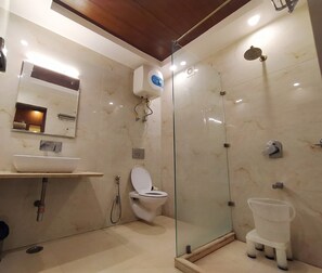 Bathroom - The Kenilworth Mussoorie by Stotrak (Dehradun)