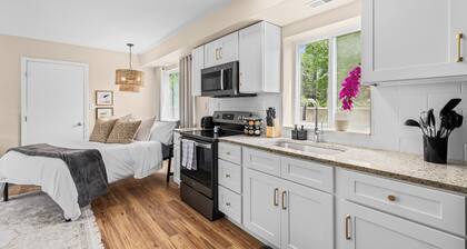 New! Comfy & Cozy Private Studio Flat