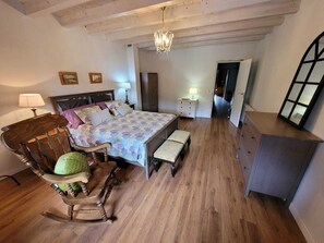 4 bedrooms, iron/ironing board, WiFi, bed sheets - Preciosa Casa EN LA Sierra DE LA Demanda (Monterrubio de la Demanda)