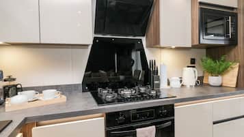 Fridge, dishwasher, electric kettle, toaster
