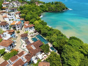 Exterior - Private Colonial Villa | Plunge Pool & Trails (Playa Potrero)