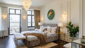 Iron/ironing board, travel crib, free WiFi, bed sheets