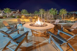 Property grounds - Arcadia 68 | Private Pool & Hot Tub * Arcade * Pool Table (Santa Clara)