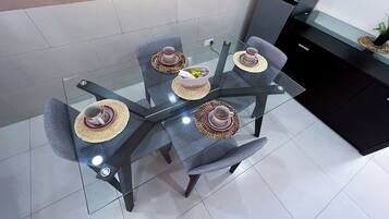 Apartment | Dining