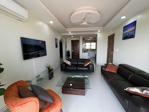 Living area - Remarkable 3-bed Apartment in Zanzibar (Fumba)