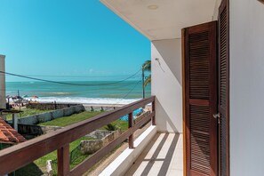 Superior Triple Room, Patio, Sea View | Lanai - Pousada Luar de Maracaípe (Ipojuca)