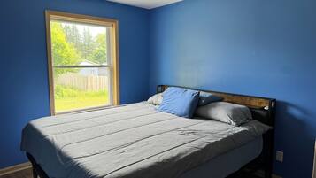 3 bedrooms, free WiFi, bed sheets